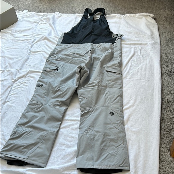 Mountain Hardwear Ski Bib Overalls, Grey, Size Large, Worn Less Than Five Times - Picture 2 of 4